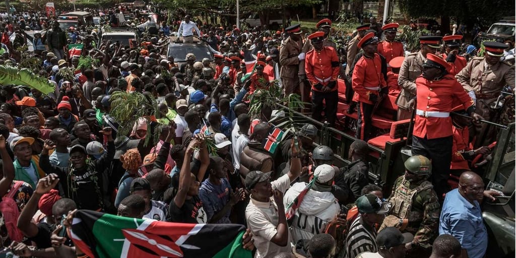 Hundreds of people gather on the streets to bid farewell to former Prime Minister and politician Raila Odinga, who passed away while receiving treatment at a hospital, on October 16, 2025, in Nairobi, Kenya. Photo credit: REUTERS