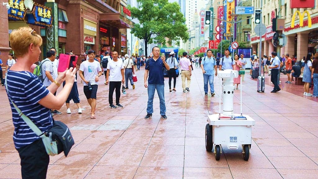 China’s First Robot Police Officer