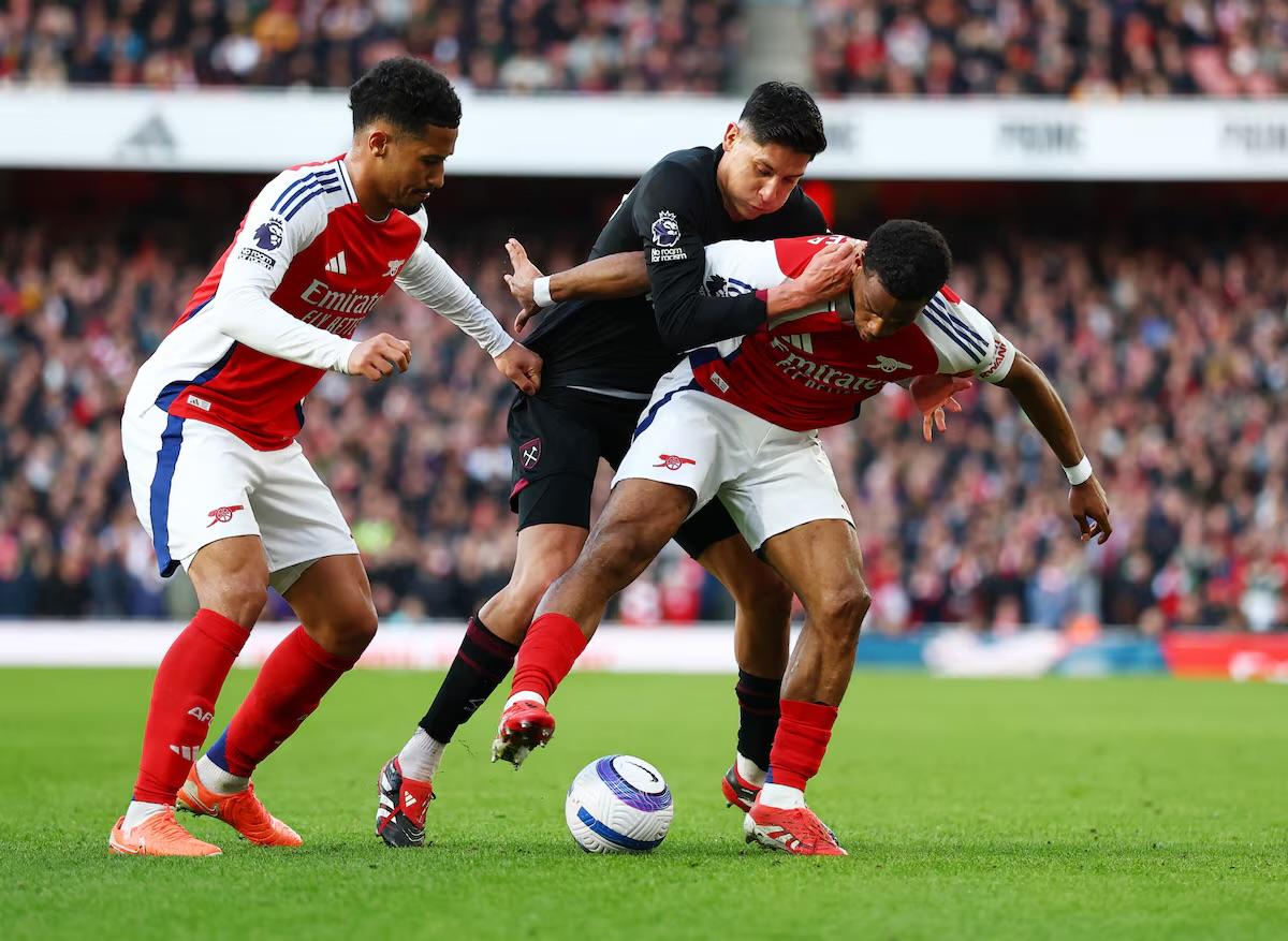 Arsenal Title Hopes Hit In Shock Defeat By West Ham