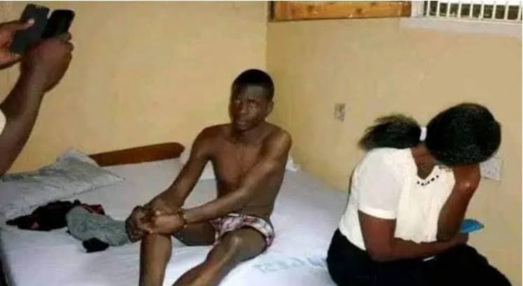 Unbelievable!! Lawyer Caught Red Handed In The Act With Female Client