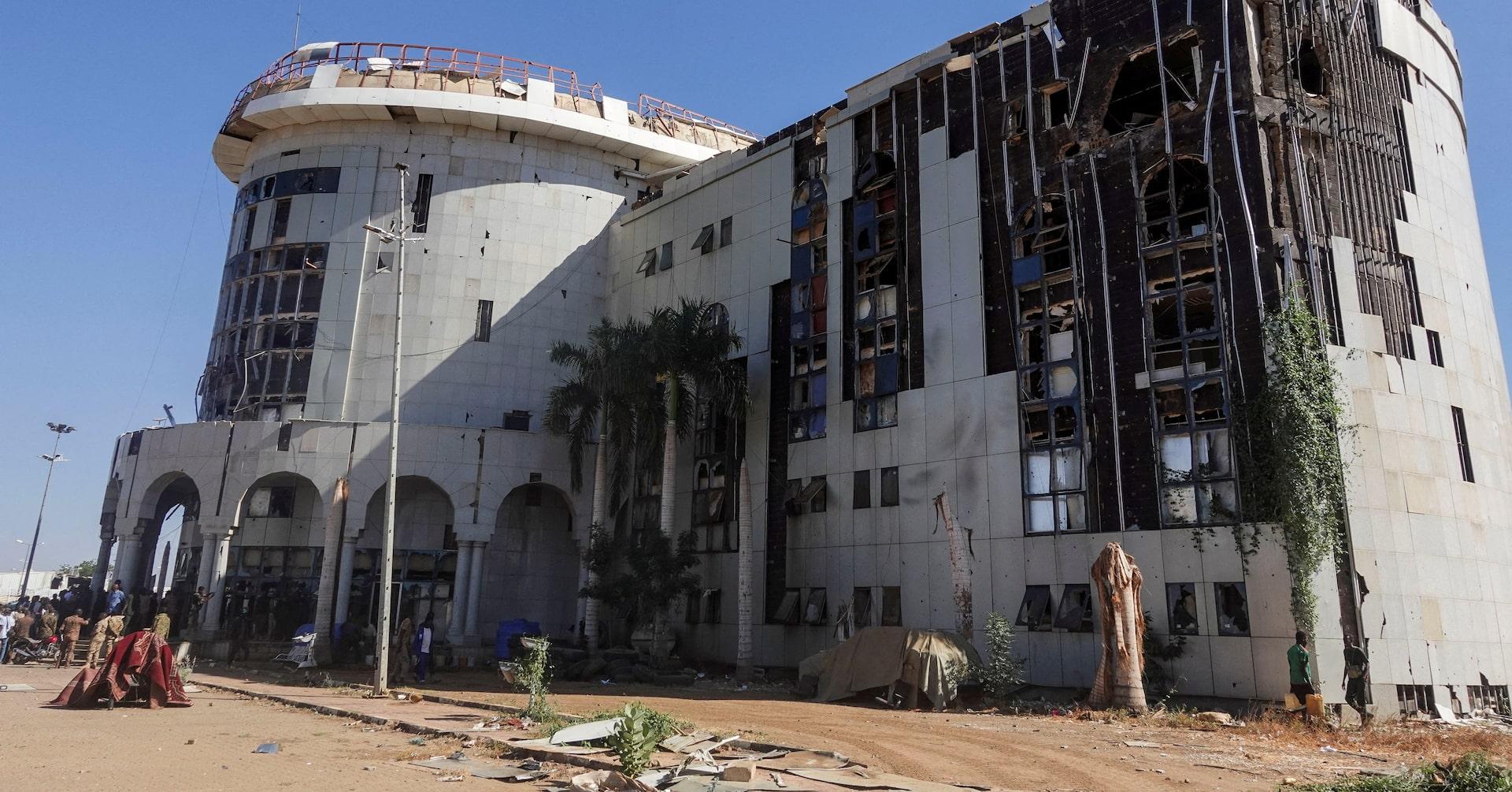 Sudan Army Recaptures Presidential Palace After Two Years of War