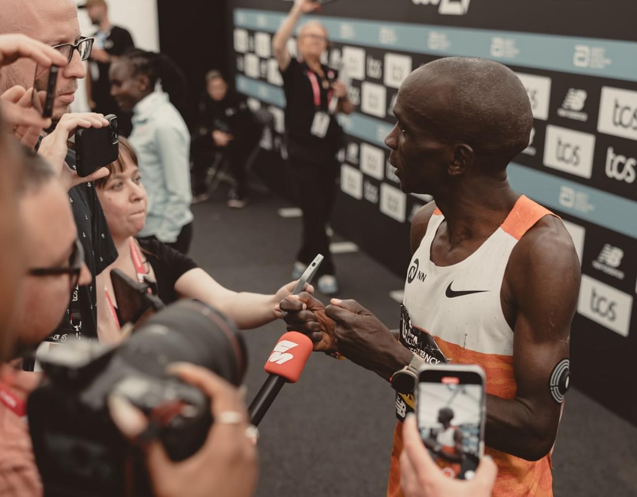Class Is Permanent: Eliud Kipchoge Earns Millions Despite Sixth-Place Finish at 2025 London Marathon
