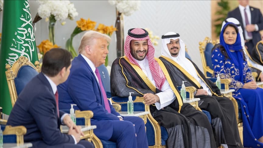 Trump Pledges to Lift Syria Sanctions As He Seals $142bn Arms Deal on Saudi Visit