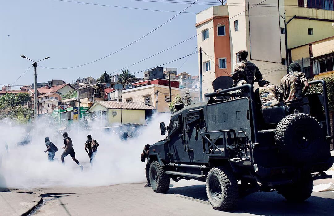 Madagascar President Dissolves Government Following Deadly Protests