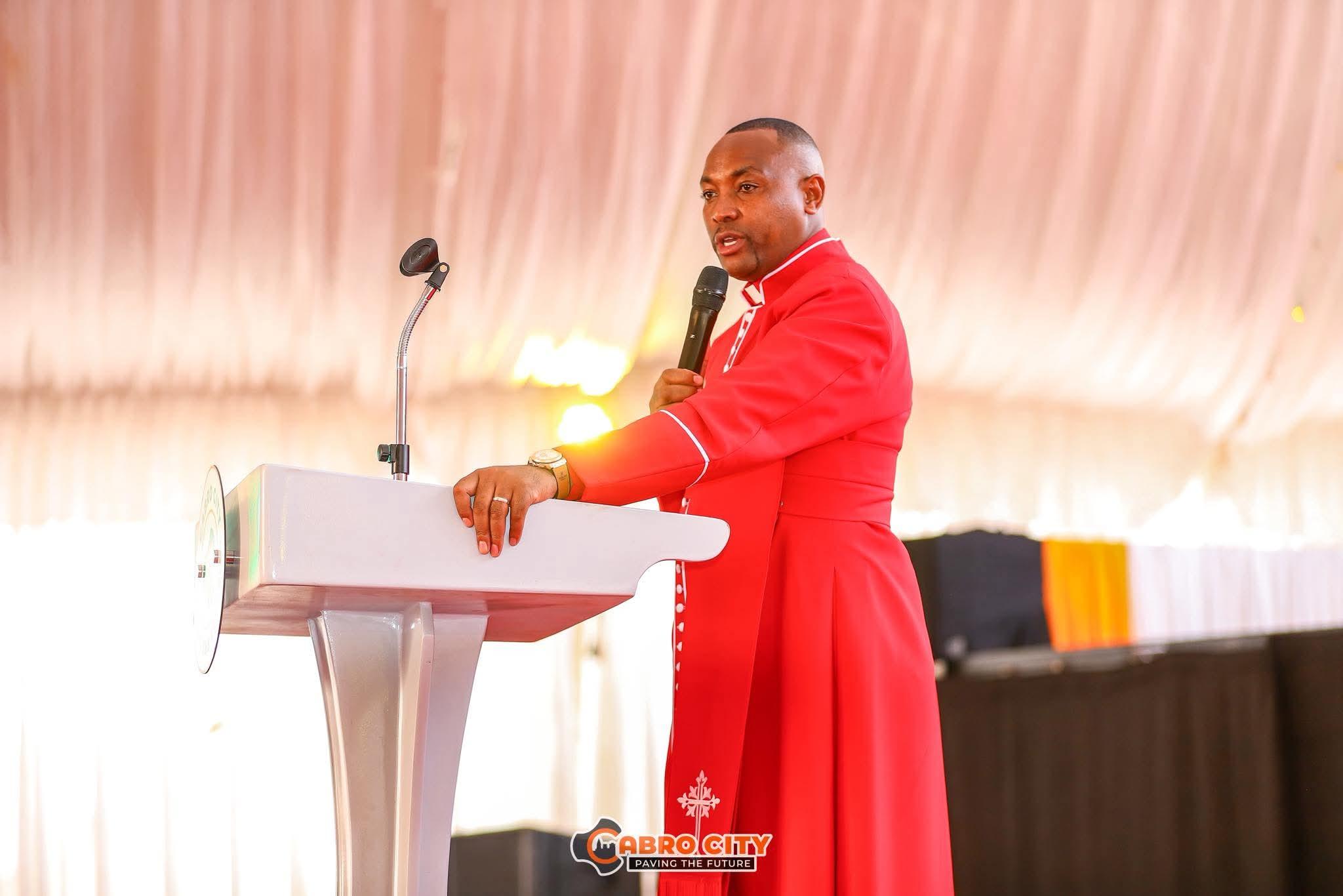 VIDEO: Bishop Gathungu Accuses Safaricom Of Sabotaging Kaluma Boy’s Sh2 Million Fundraiser After Network Mysteriously Dies During Service