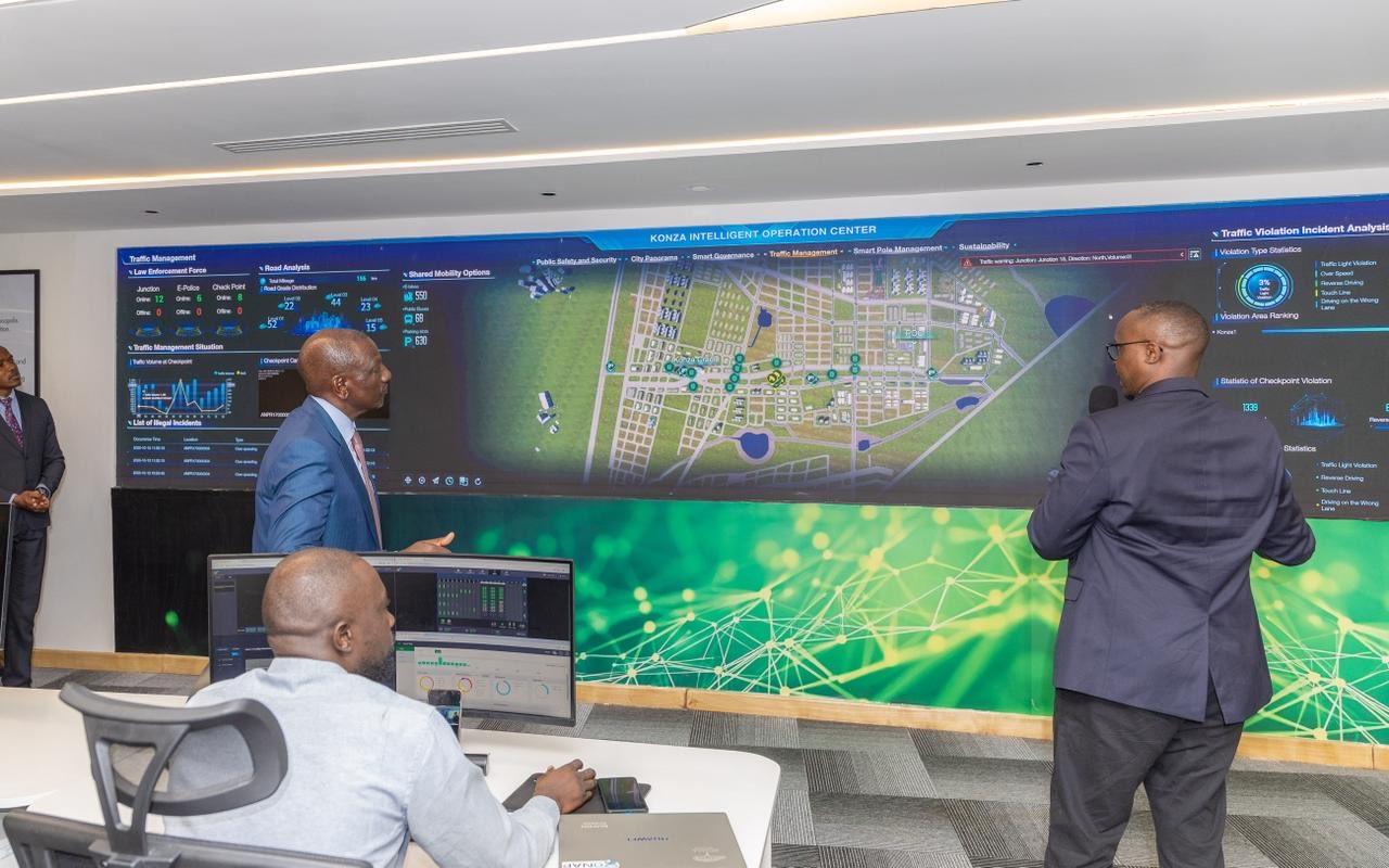 Ruto Enrolls For Masters In AI At Open University