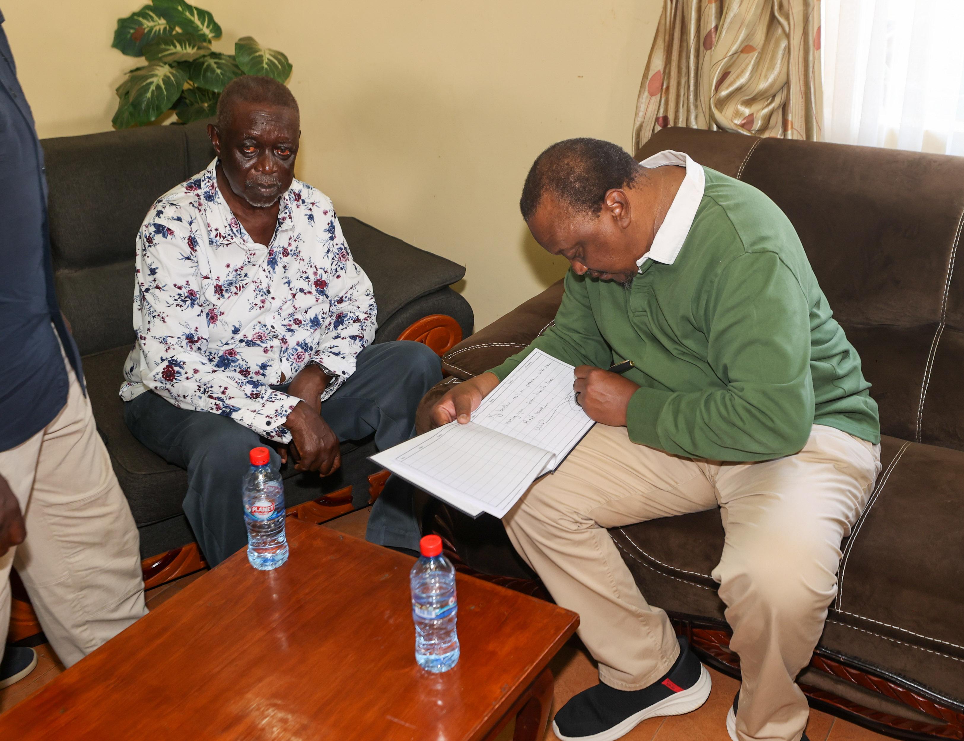 I Will Be Visiting You From Time to Time: Uhuru’s Emotional Farewell Message to Raila After Visiting His Grave