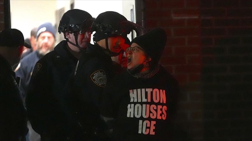 Former CNN Anchor Don Lemon Arrested By US federal Agents After Minnesota Church Protest