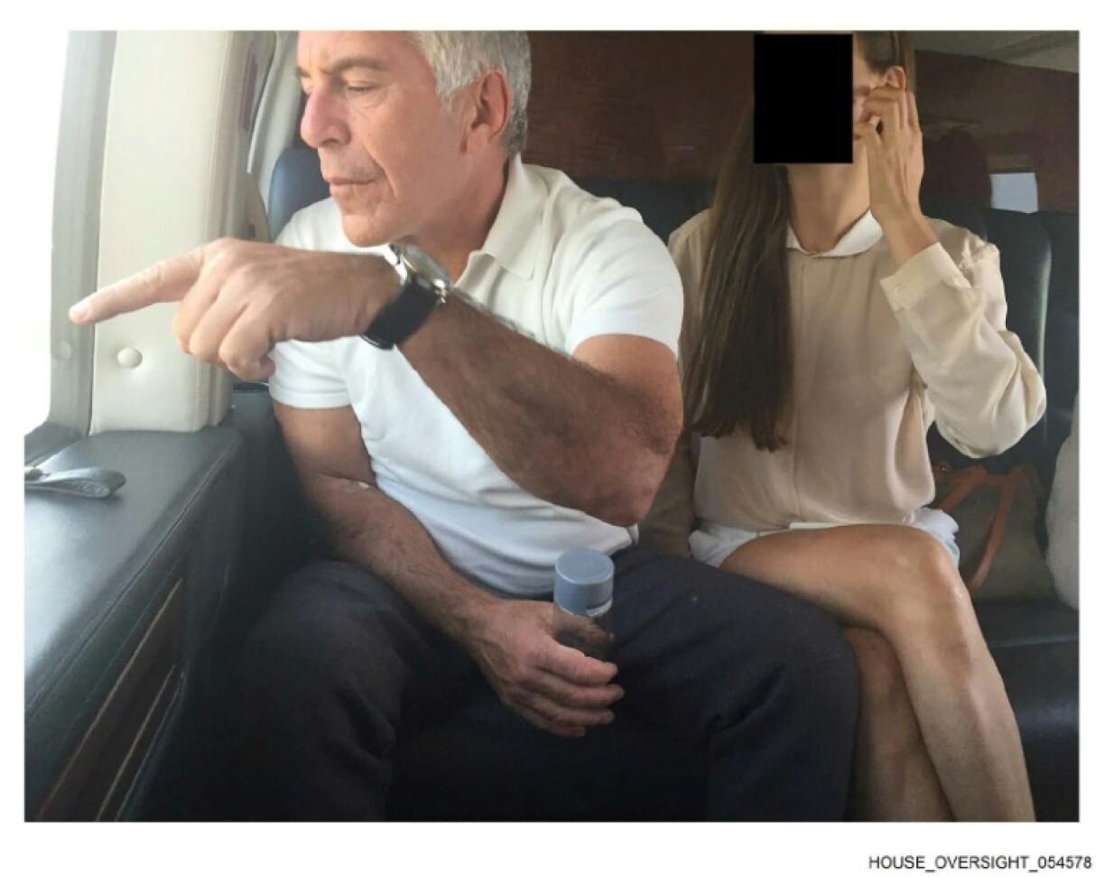 US Justice Dept Releases Documents, Images, Videos From Epstein Files