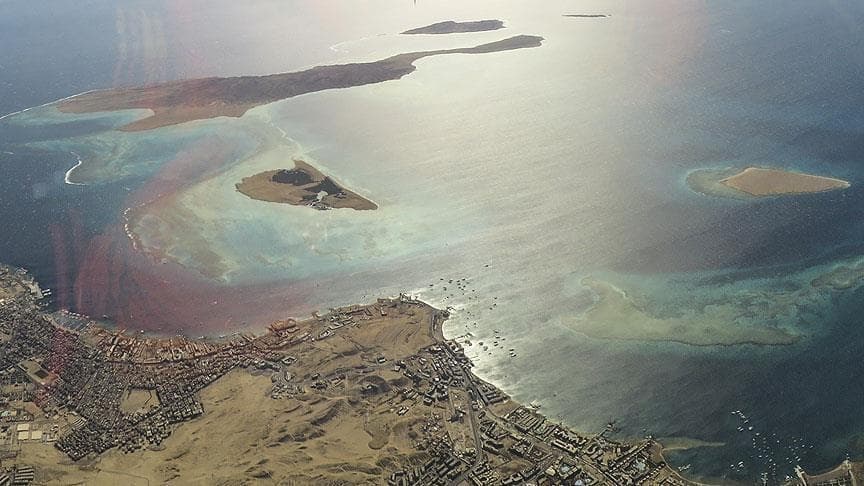 Iran Considering limited Tanker Passage Through Strait Of Hormuz If Cargo Paid In Yuan: Report
