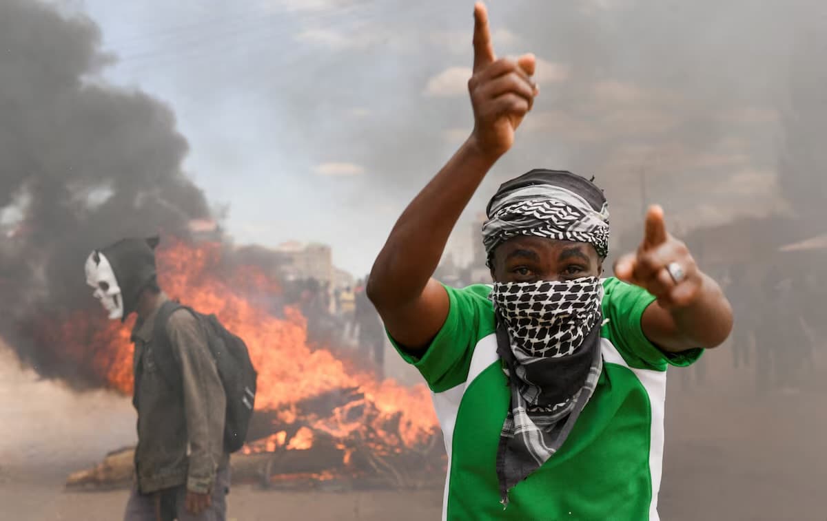 Hundreds Protest Against Planned US Ebola Quarantine Facility in Kenya